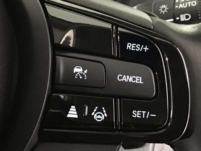 ヴェゼル ｅ：ＨＥＶＺ　ＬＥＤ・ホンダＣＯＮＮＥＣＴ・メモリナビ・バックカメラ・純正ＡＷ・ＥＴＣ　衝突回避支援ブレーキ機能　スマキ　Ｐトランク　フルオートエアコン　エアバッグ　両席エアバック　Ｒカメ　パワーウィンドウ　ソナー（13枚目）