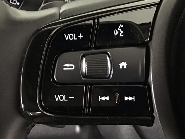 ヴェゼル ｅ：ＨＥＶＺ　ＬＥＤ・ホンダＣＯＮＮＥＣＴ・メモリナビ・バックカメラ・純正ＡＷ・ＥＴＣ　衝突回避支援ブレーキ機能　スマキ　Ｐトランク　フルオートエアコン　エアバッグ　両席エアバック　Ｒカメ　パワーウィンドウ　ソナー（14枚目）