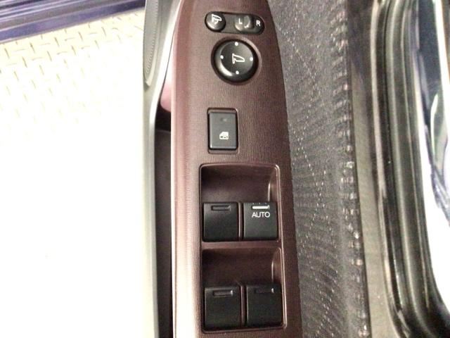 Ｎ－ＯＮＥ プレミアム・Ｌパッケージ　ＨＩＤ・ディスプレイオーディオ・バックカメラ・純正ＡＷ・ＵＳＢポート・ＥＴＣ　ＥＣＯＮモード　両席エアバック　フルオートエアコン　スマートキ－　エアバック　キーレス　パワーウインド　横滑防止装置（24枚目）