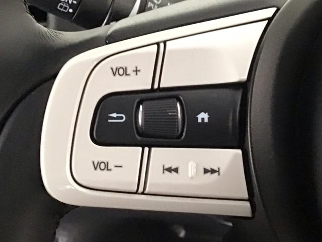 フィット ｅ：ＨＥＶホーム　ＬＥＤヘッドライト・ホンダＣＯＮＮＥＣＴ・衝突軽減ブレーキ・オーディオレス　前後誤発進抑制機能　クリソナ　助手席エアバッグ　運転席エアバッグ　ＬＥＤライト　ＡＢＳ　サイドエアバッグ　スマートキー（12枚目）