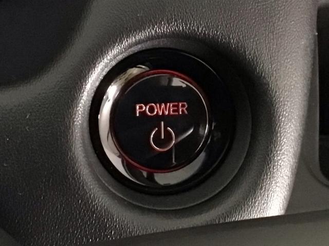 フィット ｅ：ＨＥＶホーム　ＬＥＤヘッドライト・ホンダＣＯＮＮＥＣＴ・衝突軽減ブレーキ・オーディオレス　前後誤発進抑制機能　クリソナ　助手席エアバッグ　運転席エアバッグ　ＬＥＤライト　ＡＢＳ　サイドエアバッグ　スマートキー（13枚目）