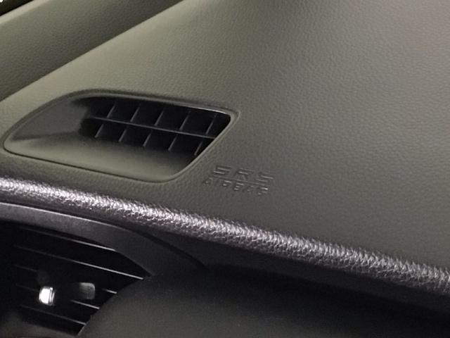 フィット ｅ：ＨＥＶホーム　ＬＥＤヘッドライト・ホンダＣＯＮＮＥＣＴ・衝突軽減ブレーキ・オーディオレス　前後誤発進抑制機能　クリソナ　助手席エアバッグ　運転席エアバッグ　ＬＥＤライト　ＡＢＳ　サイドエアバッグ　スマートキー（22枚目）