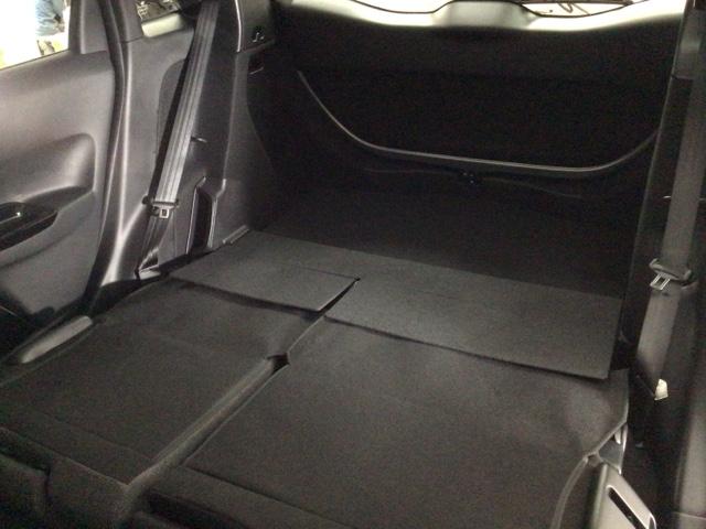 フィット ｅ：ＨＥＶホーム　ＬＥＤヘッドライト・ホンダＣＯＮＮＥＣＴ・衝突軽減ブレーキ・オーディオレス　前後誤発進抑制機能　クリソナ　助手席エアバッグ　運転席エアバッグ　ＬＥＤライト　ＡＢＳ　サイドエアバッグ　スマートキー（35枚目）