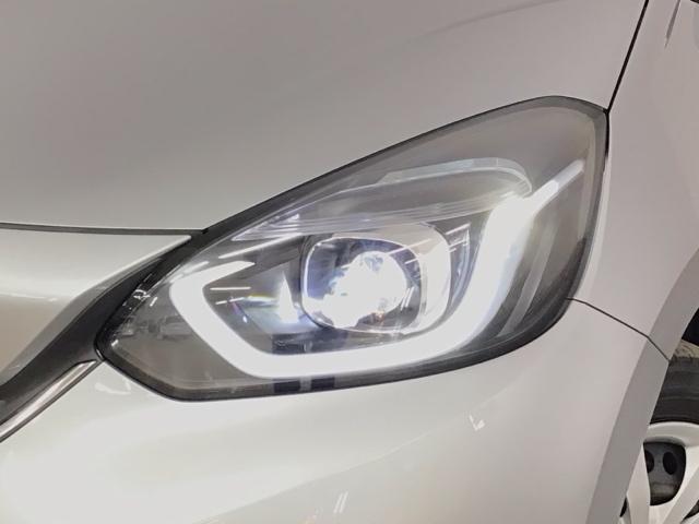 フィット ｅ：ＨＥＶホーム　ＬＥＤヘッドライト・ホンダＣＯＮＮＥＣＴ・衝突軽減ブレーキ・オーディオレス　前後誤発進抑制機能　クリソナ　助手席エアバッグ　運転席エアバッグ　ＬＥＤライト　ＡＢＳ　サイドエアバッグ　スマートキー（41枚目）