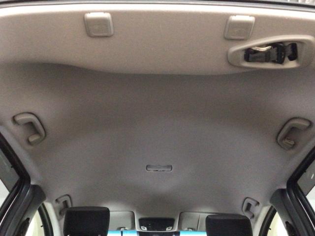 フィット ｅ：ＨＥＶクロスター　ＬＥＤ・フルセグ・メモリナビ・バックカメラ・純正ＡＷ・ホンダＣＯＮＮＥＣＴ　衝突回避システム　フルオートエアコン　前後センサー　ＬＥＤランプ　エアバッグ　サイドエアバック　地デジ　ＶＳＡ　ＥＴＣ（43枚目）