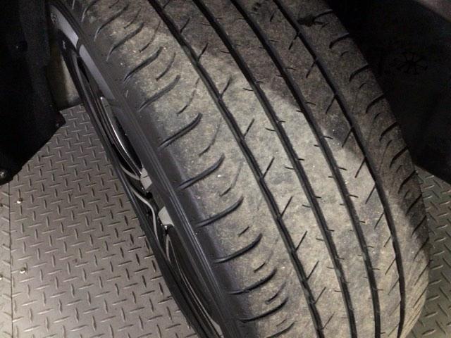 ヴェゼル ハイブリッドZ・ホンダセンシング LEDライト・メモリナビ・CD・バックカメラ・シートヒーター・純正AW・ETC レーダーサポート 横滑り防止システム バックアイカメラ 盗難防止装置 シートヒーター付 スマ-トキ- パワーウィンド(3枚目)