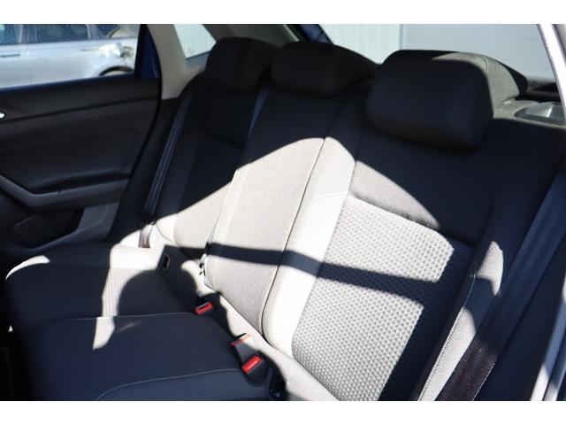 ポロ TSIコンフォートライン 純正ナビ セーフティーパッケージ テクノロジーパッケージ LEDヘッドライト デジタルメーター(9枚目)