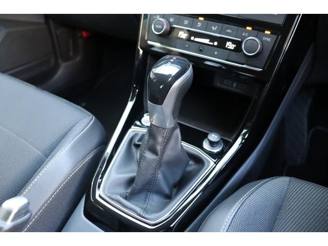 T-クロス TSI スタイル 純正ナビ セーフティーパッケージ デザインパッケージ(ブラック) デジタルメーター(23枚目)