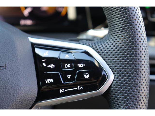 VOLKSWAGEN GOLF TDI R LINE