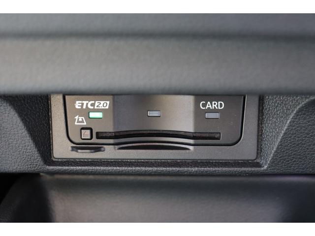 VOLKSWAGEN GOLF TDI R LINE