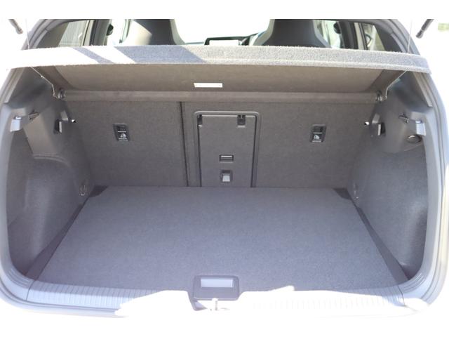 VOLKSWAGEN GOLF TDI R LINE