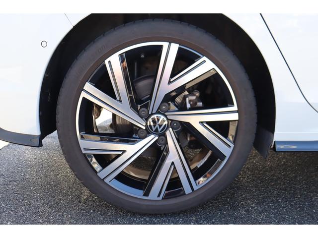 VOLKSWAGEN GOLF TDI R LINE