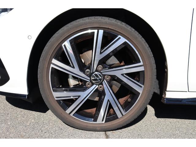 VOLKSWAGEN GOLF TDI R LINE