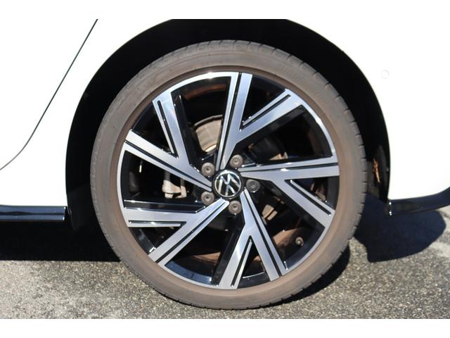 VOLKSWAGEN GOLF TDI R LINE