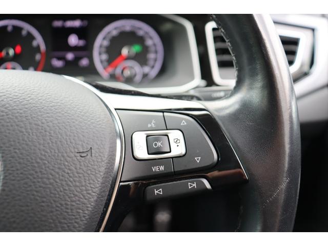 ポロ TSIハイライン 純正ナビ LEDヘッドライト ブラインドスポット レザーステアリング パドルシフト(13枚目)