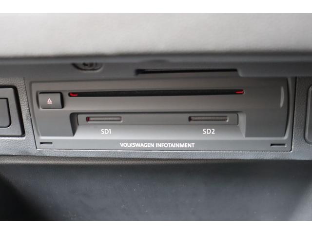 ポロ TSIハイライン 純正ナビ LEDヘッドライト ブラインドスポット レザーステアリング パドルシフト(26枚目)