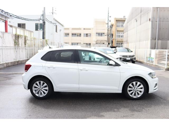 ポロ TSIハイライン 純正ナビ LEDヘッドライト ブラインドスポット レザーステアリング パドルシフト(33枚目)