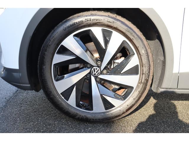 ID.4 プロ LEDマトリックスヘッドライト パワーテールゲート シートマッサージ機能 パノラマガラスルーフ パワーシート(14枚目)