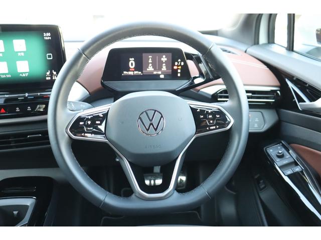 ID.4 プロ LEDマトリックスヘッドライト パワーテールゲート シートマッサージ機能 パノラマガラスルーフ パワーシート(25枚目)