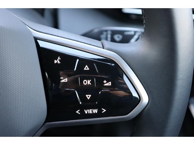 ID.4 プロ LEDマトリックスヘッドライト パワーテールゲート シートマッサージ機能 パノラマガラスルーフ パワーシート(27枚目)