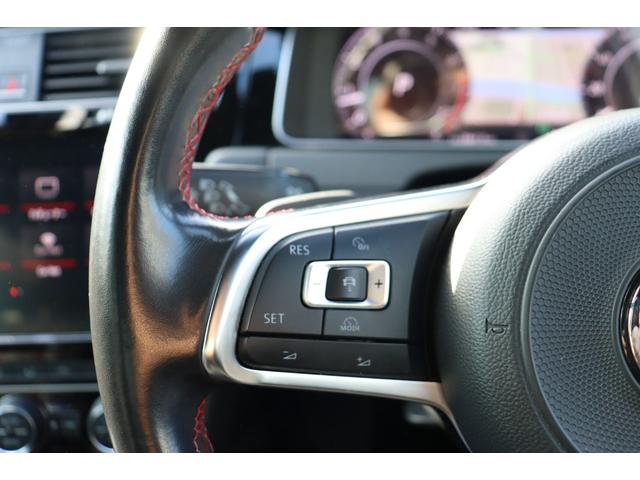 ゴルフGTI ベースグレード 当社顧客様お乗り換車 車検残期間長 純正ナビ テクノロジーパッケージ DCC ACC GTI専用サスペンション 地デジTV受信 パドルシフト デジタルメーター レッドキャリパー(12枚目)