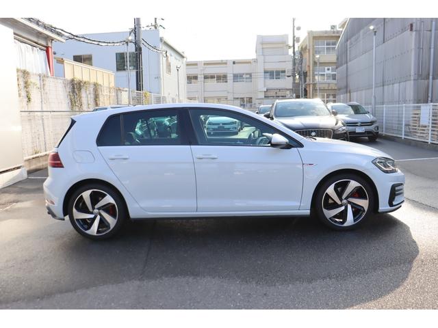 ゴルフGTI ベースグレード 当社顧客様お乗り換車 車検残期間長 純正ナビ テクノロジーパッケージ DCC ACC GTI専用サスペンション 地デジTV受信 パドルシフト デジタルメーター レッドキャリパー(35枚目)