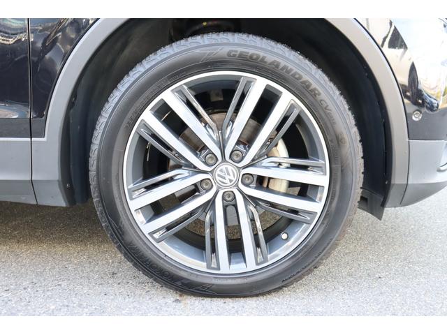 専用アルミホイール）車種グレードごとに設定されており、デザインにすっきりとマッチした印象です。