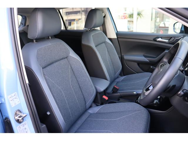 Ｔ－クロス ＴＳＩ　スタイル　当社顧客様お乗り換車　ナビ　セーフティパッケージ　純正ドラレコ前後　シートヒーター　ＬＥＤマトリックスヘッドライト（5枚目）