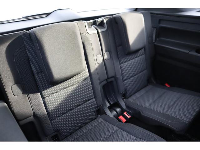 ゴルフトゥーラン 　アップグレードパッケージ　純正ドラレコ前後　ナビ　３列シート　７人乗り　ＬＥＤヘッドライト　サンブラインド（9枚目）