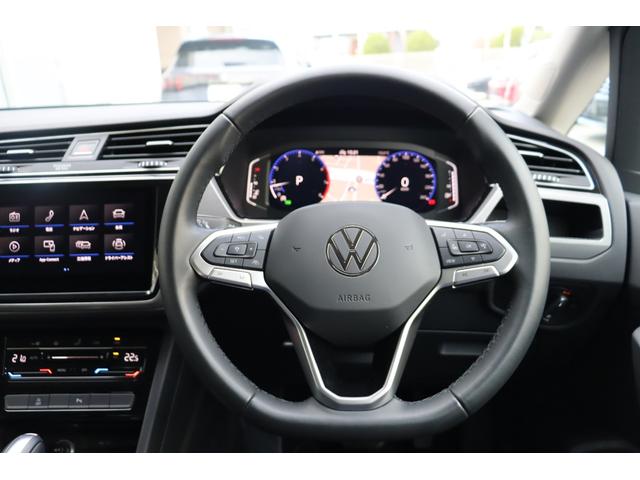 ゴルフトゥーラン 　アップグレードパッケージ　純正ドラレコ前後　ナビ　３列シート　７人乗り　ＬＥＤヘッドライト　サンブラインド（12枚目）