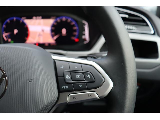 ゴルフトゥーラン 　アップグレードパッケージ　純正ドラレコ前後　ナビ　３列シート　７人乗り　ＬＥＤヘッドライト　サンブラインド（14枚目）