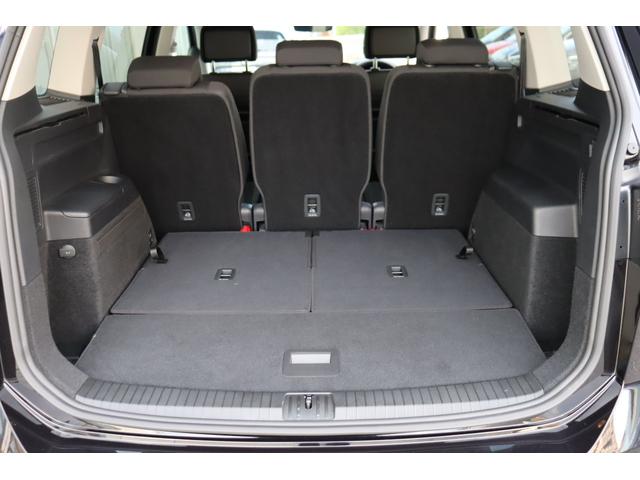 ゴルフトゥーラン 　アップグレードパッケージ　純正ドラレコ前後　ナビ　３列シート　７人乗り　ＬＥＤヘッドライト　サンブラインド（30枚目）