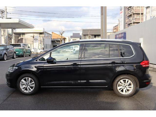 ゴルフトゥーラン 　アップグレードパッケージ　純正ドラレコ前後　ナビ　３列シート　７人乗り　ＬＥＤヘッドライト　サンブラインド（33枚目）