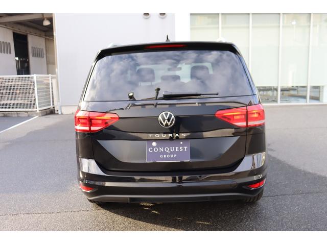 ゴルフトゥーラン 　アップグレードパッケージ　純正ドラレコ前後　ナビ　３列シート　７人乗り　ＬＥＤヘッドライト　サンブラインド（35枚目）