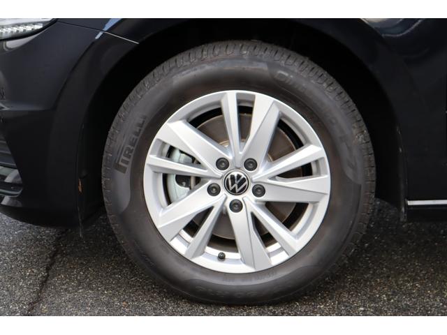 ゴルフトゥーラン 　アップグレードパッケージ　純正ドラレコ前後　ナビ　３列シート　７人乗り　ＬＥＤヘッドライト　サンブラインド（44枚目）