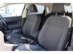 （運転席助手席）安全装備をオプションで追加するのは日本的発想。フォルクスワーゲン車はサイドエアバッグを全車標準で装備しております。 4