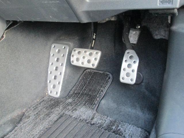 フォレスター アドバンス アドバンス(5名)8インチナビTV ETC バックカメラ スノータイヤ7分山アルミ付き4本 ワンオーナー(16枚目)