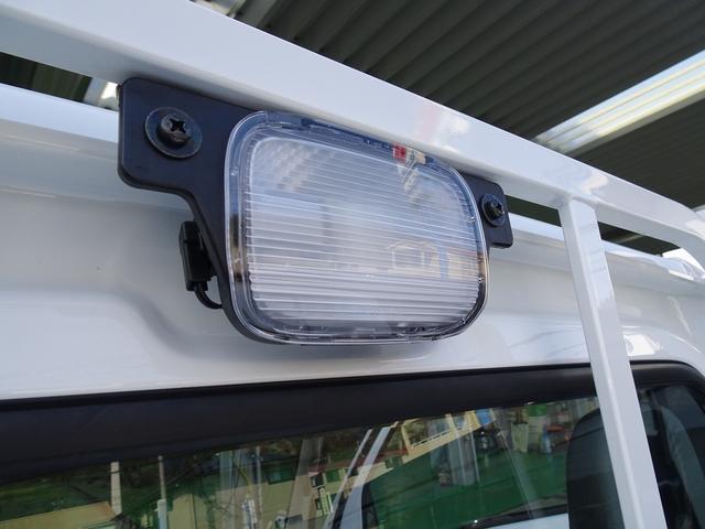 アタック 4WDウルトラリバース 廃盤型 届出済未使用車 ハイ&ローウルトラリバースデフロック車 集中ドアロック キーレス フル装備 車庫保管車 荷台作業灯付(27枚目)