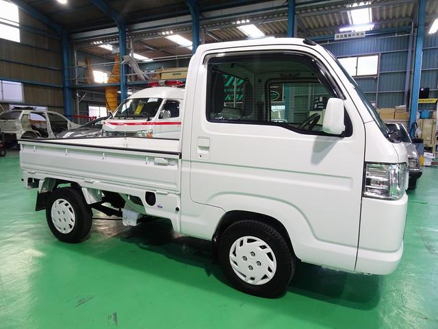 タウン　４ＷＤ．１オーナー禁煙車．廃盤ファイナル後期型．ＷＳＲＳ．ＡＢＳ．４ＷＤ．キーレス．フル装備車．専用メッキグリル．ホイルキャップ．ＯＰフロアマット．ドアバイザー付(3枚目)