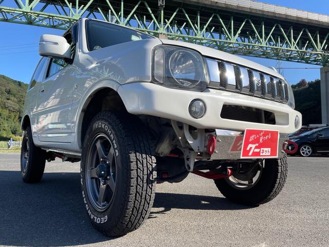 ジムニー ワイルドウインド　４ＷＤ　ターボ　５速ＭＴ　リフトアップ　アルミ　ＡＢＳ　エアバッグ　キーレスエントリー（5枚目）