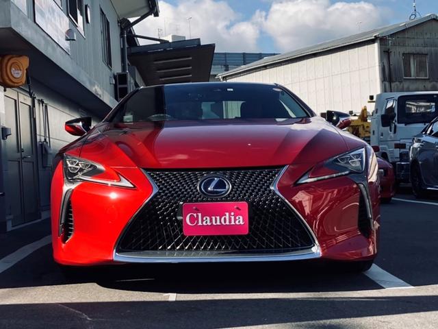 ＬＣ５００ｈ　Ｌパッケージ　ワンオーナー　禁煙車　６ヵ月走行距離無制限保証　３．５Ｌ　Ｖ６ＤＯＨＣ＋モーターハイブリッド　本革パワーシート　ガラスルーフトップ　スマートキー　プッシュスタート(3枚目)