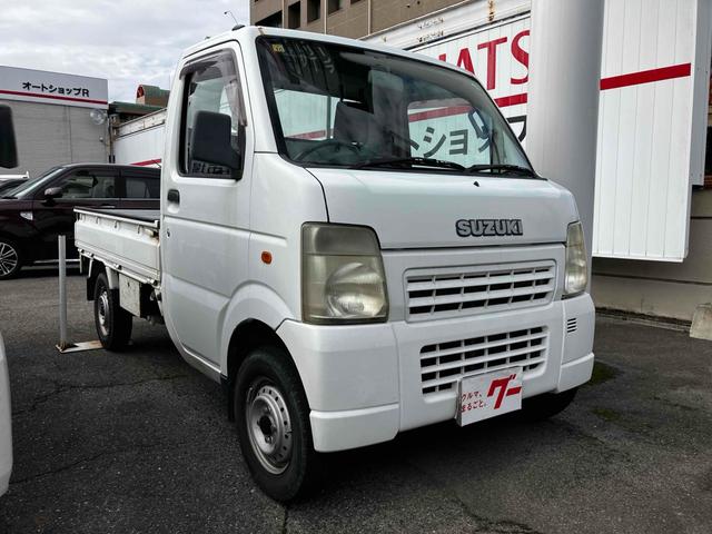 キャリイトラック ＫＣエアコン・パワステ　４ＷＤ　オートマ　点検記録簿　作業灯　荷台マット付き　エアコン　パワーステアリング　ラジオ　三方開　軽トラック（3枚目）