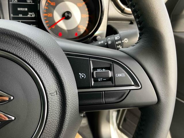 ジムニー XC 届出済未使用車 禁煙車 4WD 衝突被害軽減システム レーンアシスト LEDヘッドライト フォグライト シートヒーター スマートキー オートエアコン AW16インチ バックソナー クルーズコントロール(11枚目)