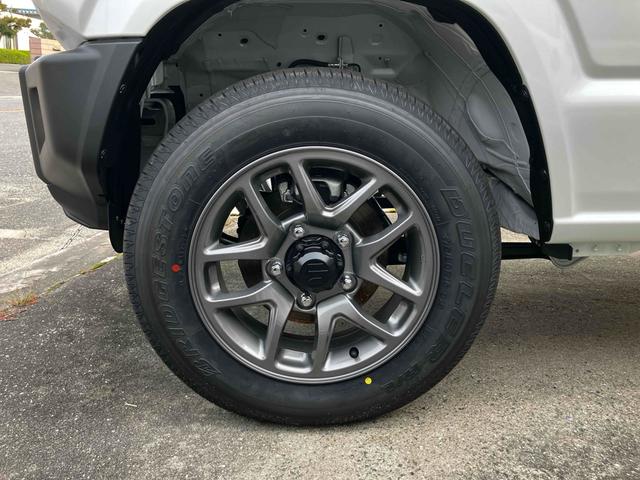 ジムニー XC 届出済未使用車 禁煙車 4WD 衝突被害軽減システム レーンアシスト LEDヘッドライト フォグライト シートヒーター スマートキー オートエアコン AW16インチ バックソナー クルーズコントロール(25枚目)