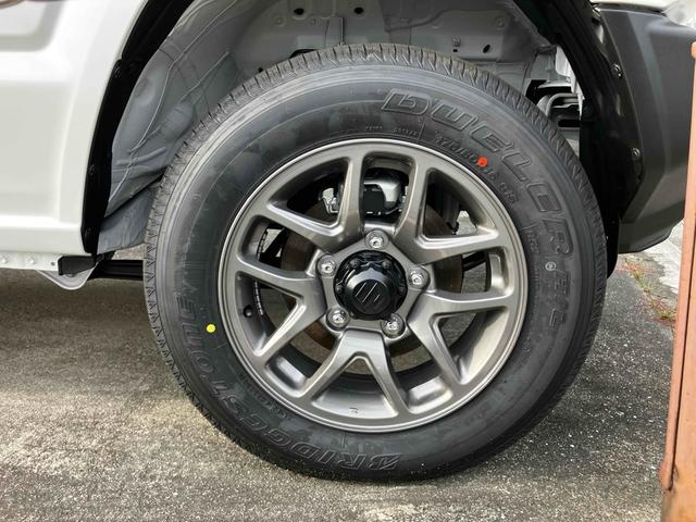 ジムニー XC 届出済未使用車 禁煙車 4WD 衝突被害軽減システム レーンアシスト LEDヘッドライト フォグライト シートヒーター スマートキー オートエアコン AW16インチ バックソナー クルーズコントロール(26枚目)