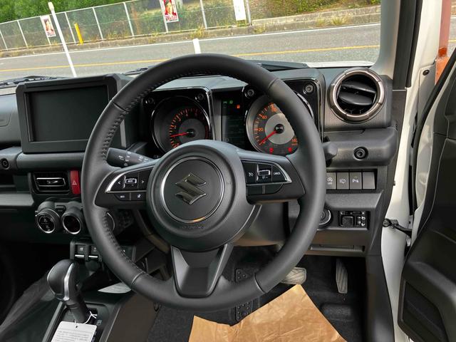 ジムニー XC 届出済未使用車 禁煙車 4WD 衝突被害軽減システム レーンアシスト LEDヘッドライト フォグライト シートヒーター スマートキー オートエアコン AW16インチ バックソナー クルーズコントロール(38枚目)