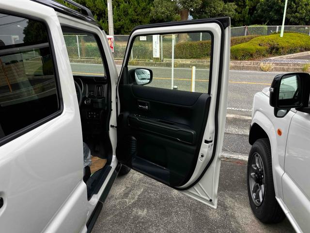 ハスラー タフワイルド 届出済未使用車 禁煙車 衝突被害軽減システム レーンアシスト ナビ 全周囲カメラ フルセグTV Bluetooth DVD LEDヘッドライト クルコン スマートキー オートエアコン AW16インチ(47枚目)