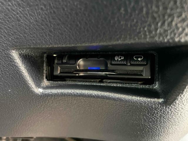 シエンタ G 7人乗り 衝突被害軽減システム レーンアシスト 両側電動スライドドア ドラレコ ETC ナビ バックカメラ フルセグTV Bluetooth CD DVD スマートキー 電動格納ミラー オートエアコン(7枚目)