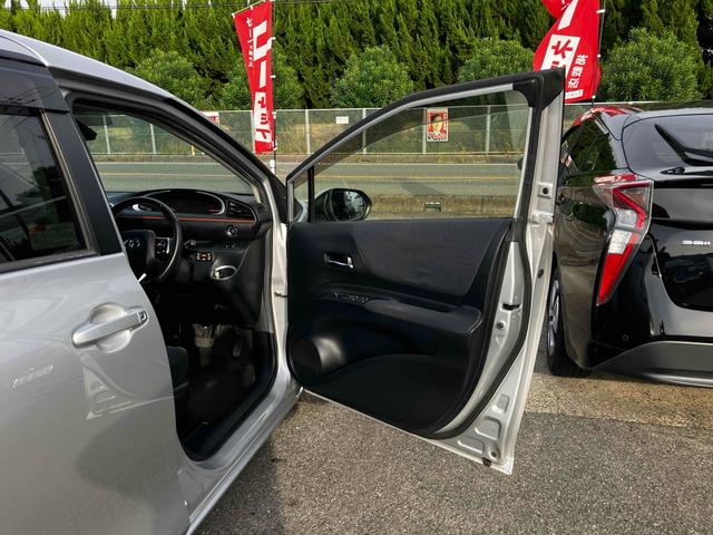 シエンタ G 7人乗り 衝突被害軽減システム レーンアシスト 両側電動スライドドア ドラレコ ETC ナビ バックカメラ フルセグTV Bluetooth CD DVD スマートキー 電動格納ミラー オートエアコン(53枚目)