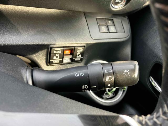 シエンタ G 7人乗り 衝突被害軽減システム レーンアシスト 両側電動スライドドア ドラレコ ETC ナビ バックカメラ フルセグTV Bluetooth CD DVD スマートキー 電動格納ミラー オートエアコン(56枚目)